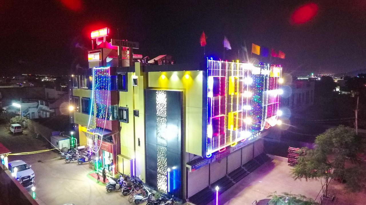 Hotel Tulsi Residency Bhuj Exterior photo