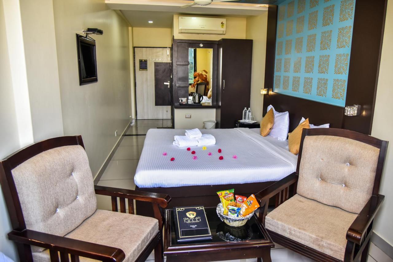 Hotel Tulsi Residency Bhuj Exterior photo